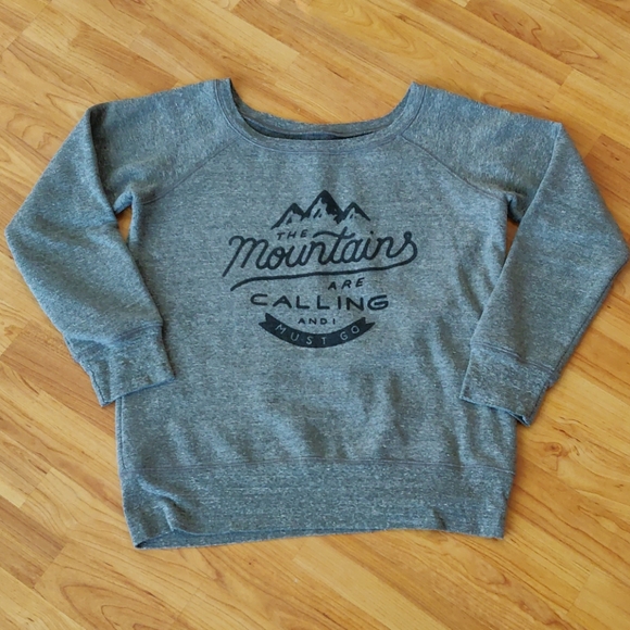 Sevenly Tops - Like new mountains are calling slouchy sweatahirt